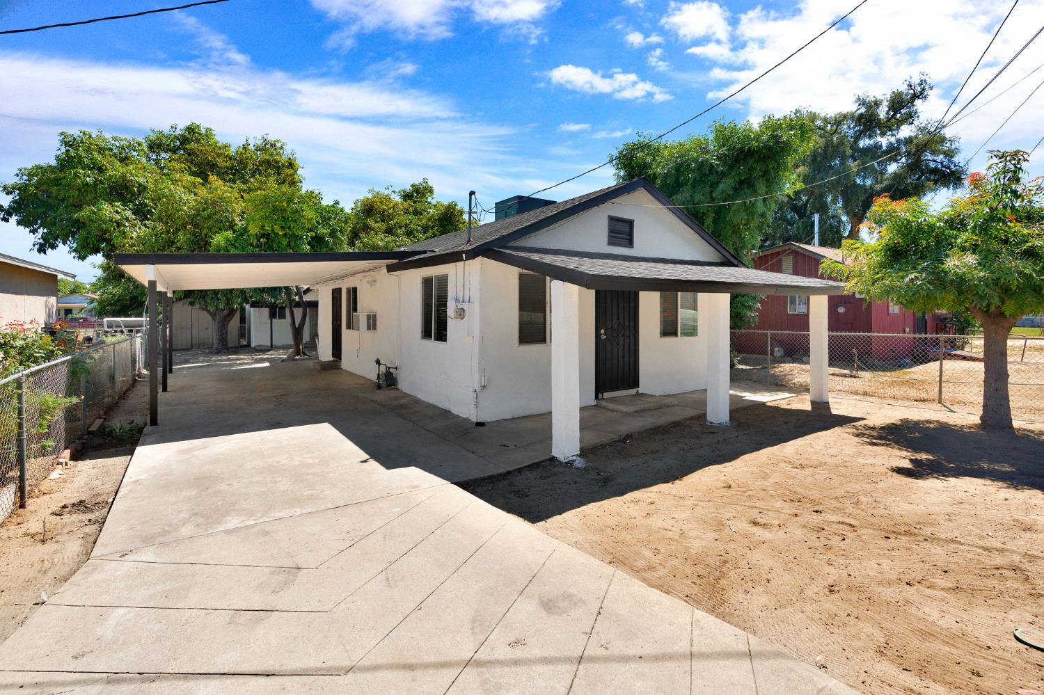 13583 E Parlier Ave, Parlier, CA 93648
