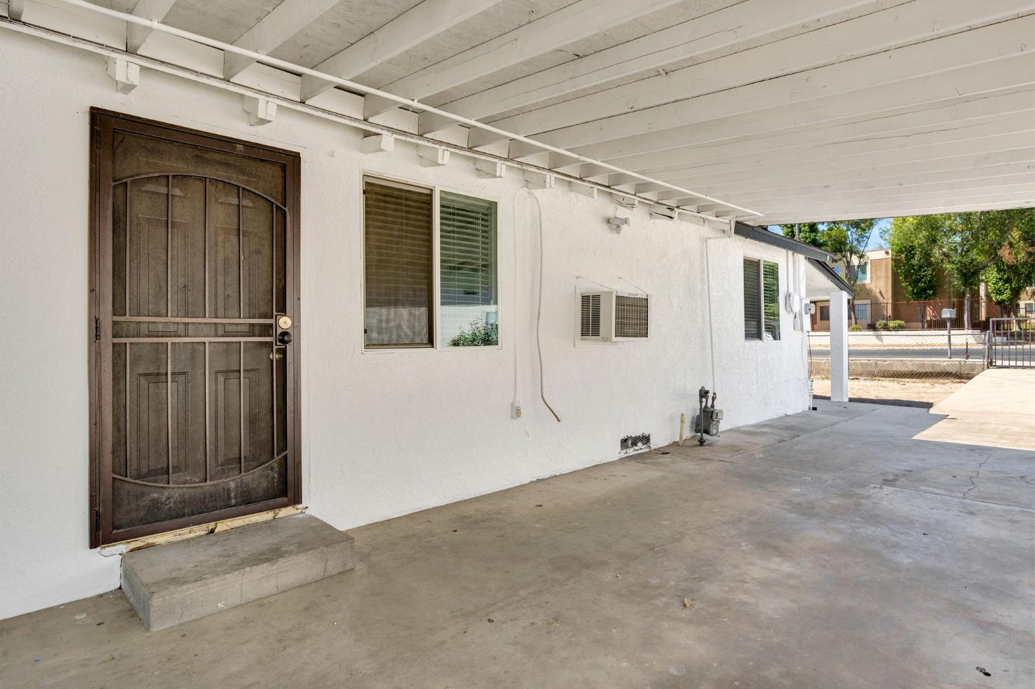 13583 E Parlier Ave, Parlier, CA 93648