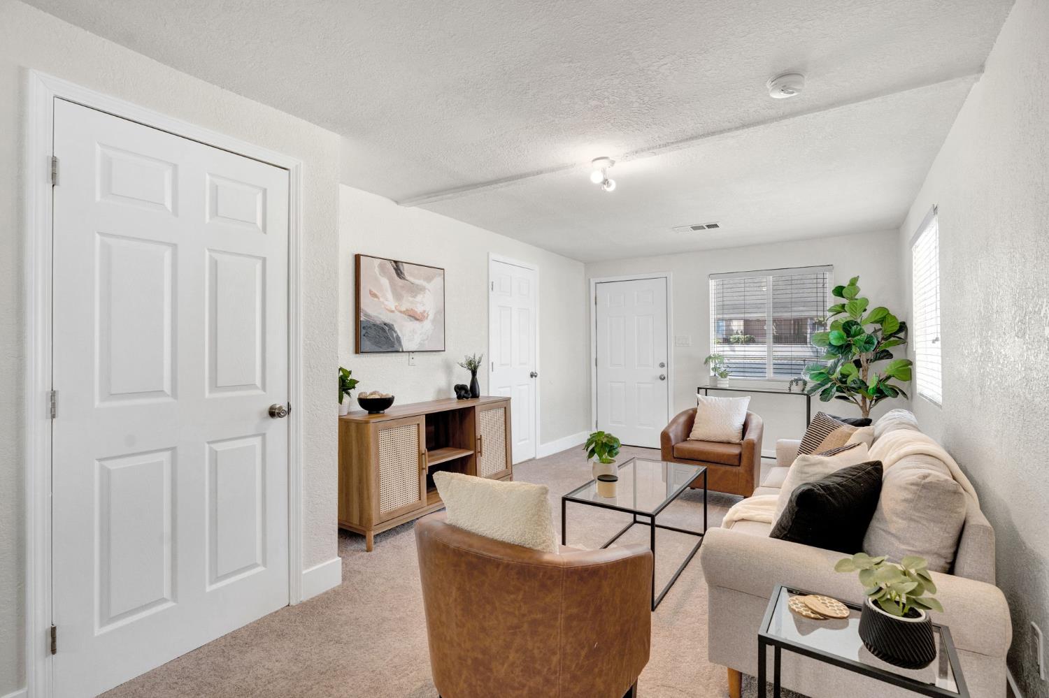 13583 E Parlier Ave, Parlier, CA 93648