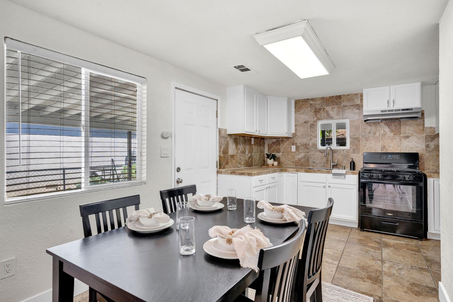13583 E Parlier Ave, Parlier, CA 93648