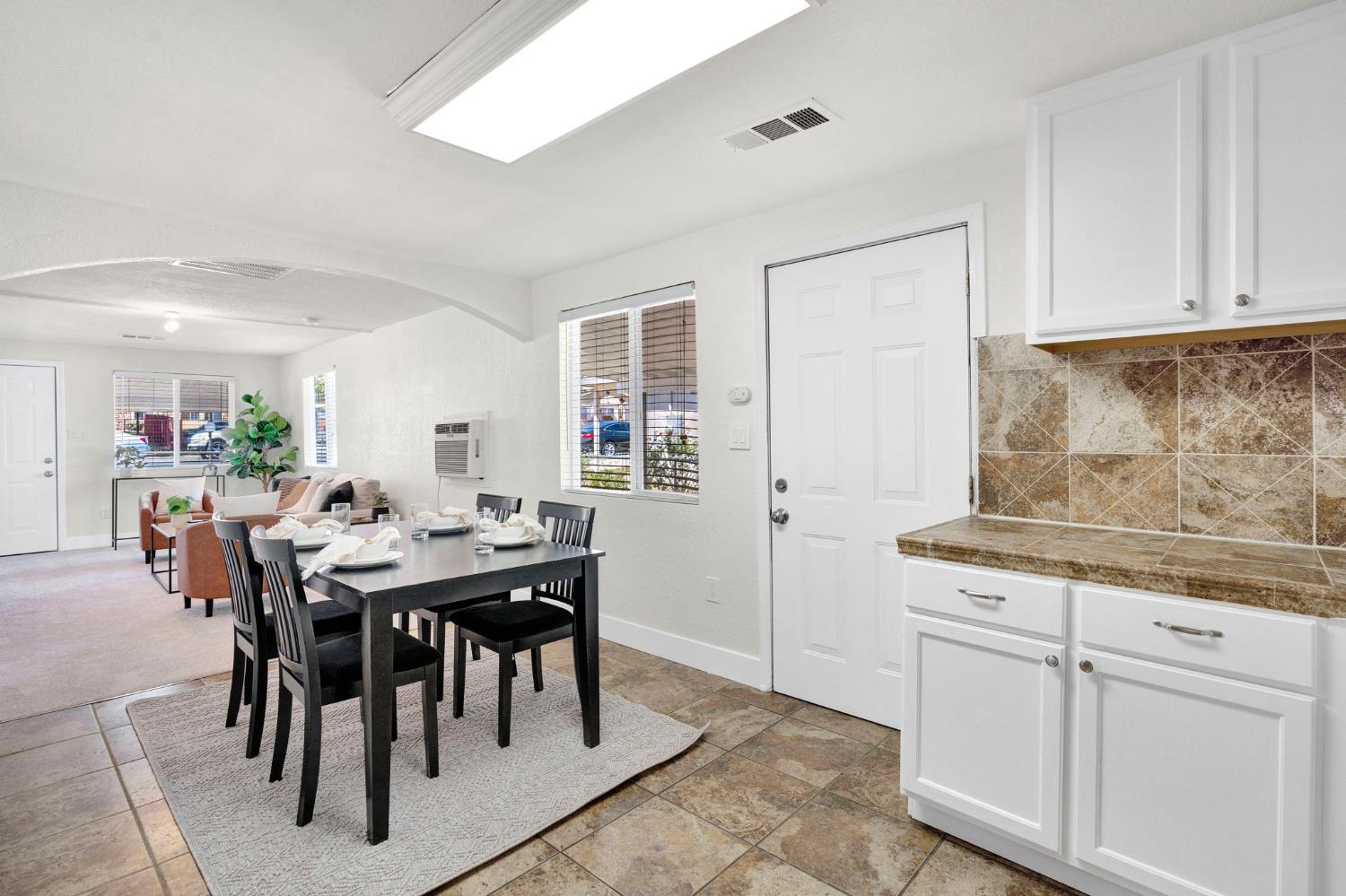 13583 E Parlier Ave, Parlier, CA 93648