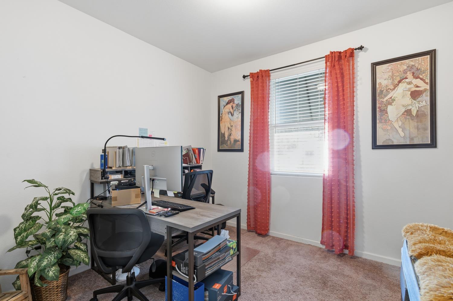 166 Rancho Santa Fe Dr, Madera, CA 93638