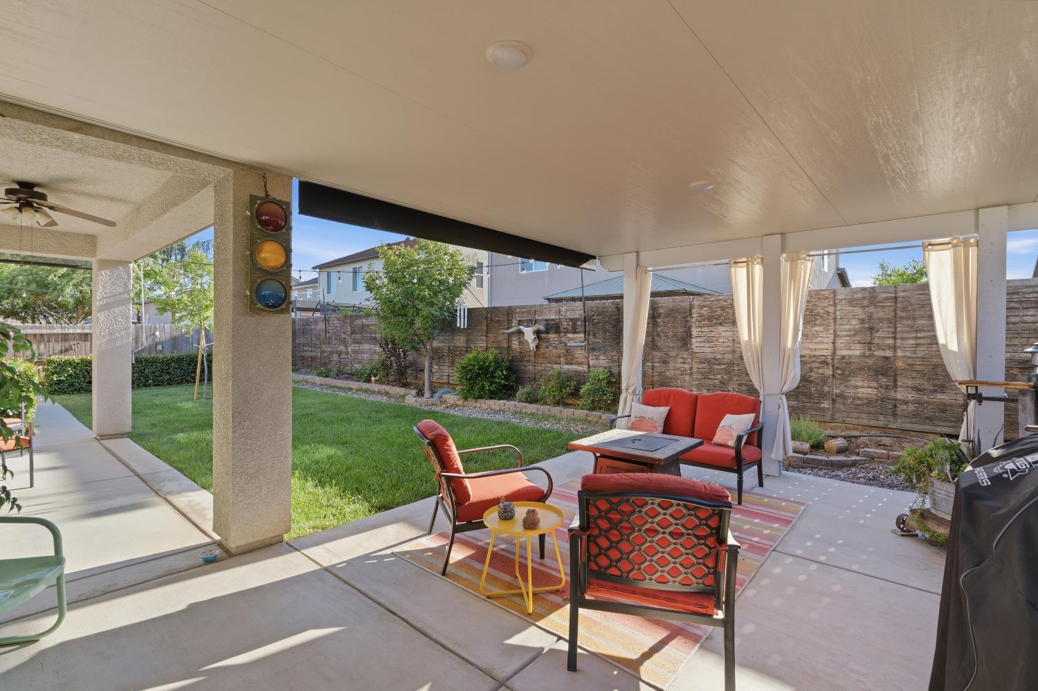166 Rancho Santa Fe Dr, Madera, CA 93638