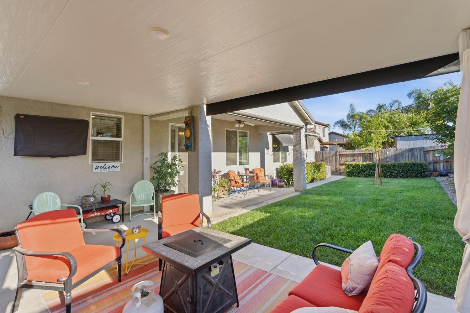 166 Rancho Santa Fe Dr, Madera, CA 93638