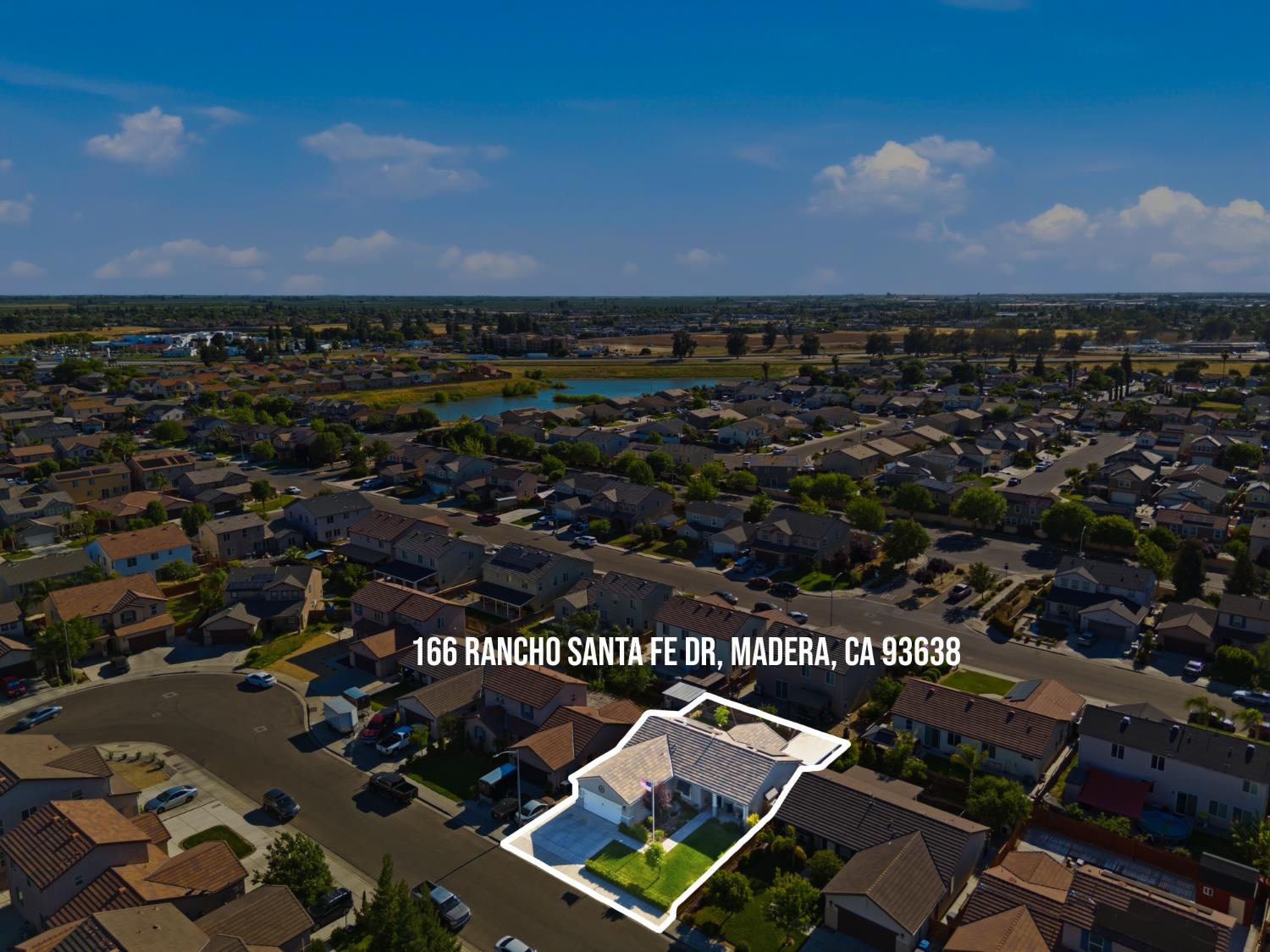 166 Rancho Santa Fe Dr, Madera, CA 93638