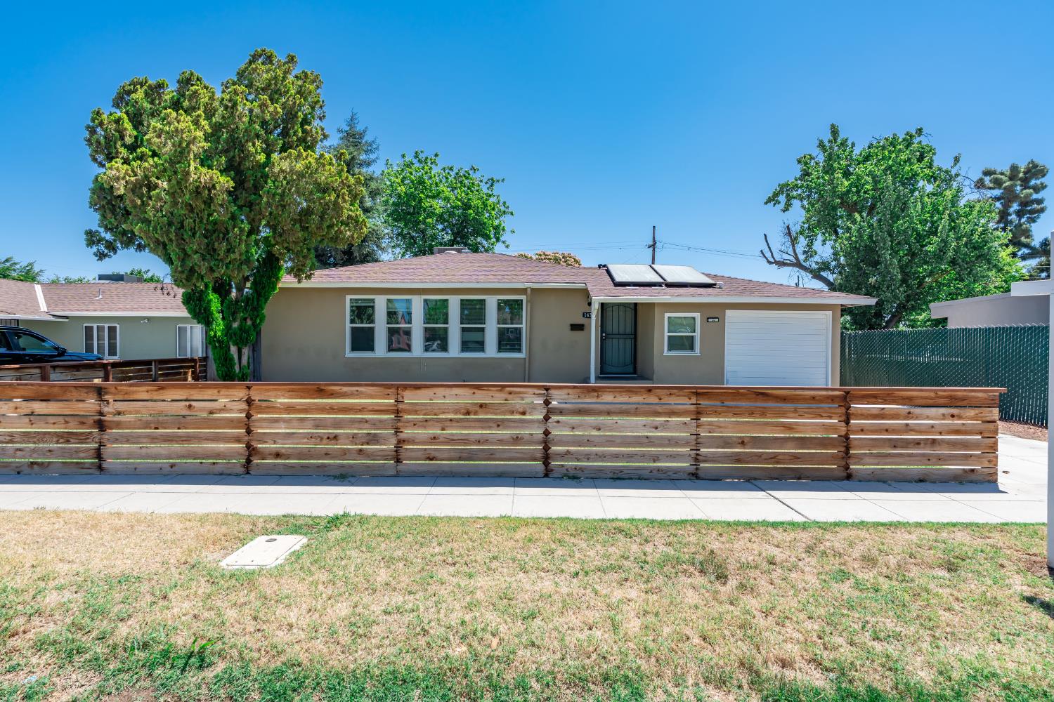 1630 N Delno Ave, Fresno, CA 93705