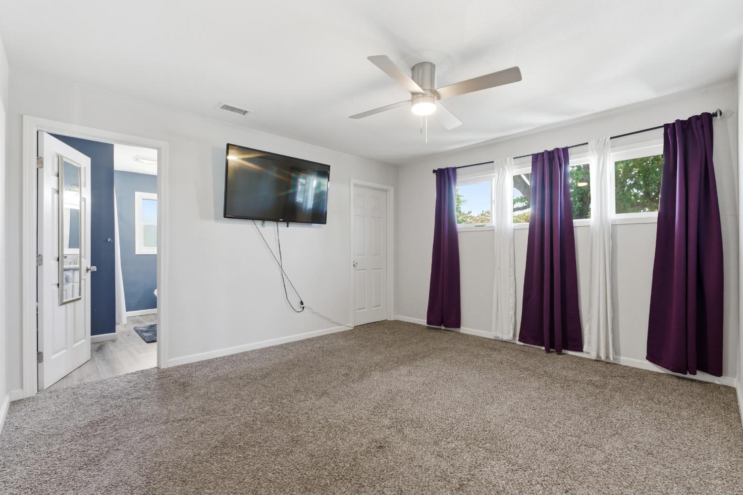 1630 N Delno Ave, Fresno, CA 93705