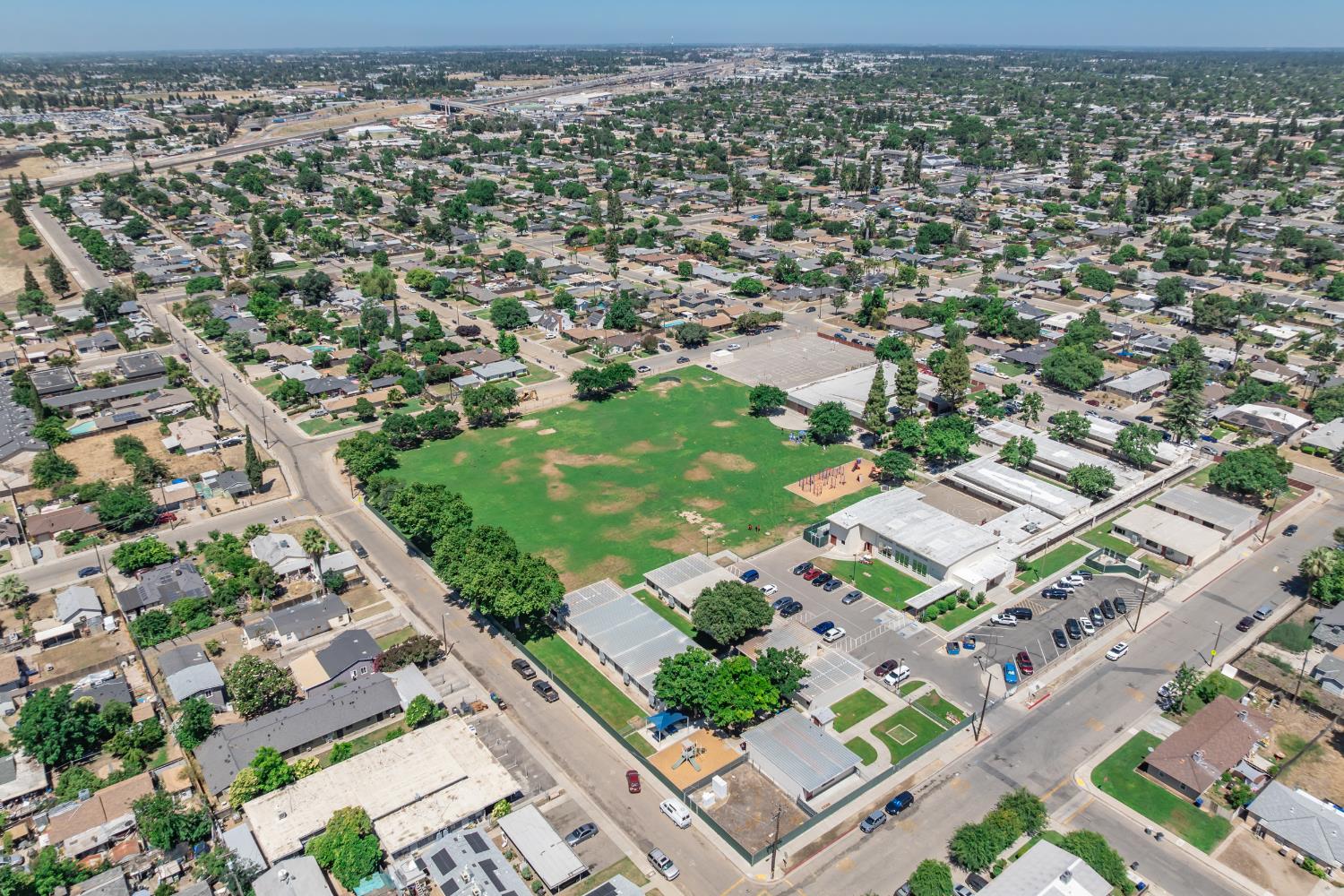 1630 N Delno Ave, Fresno, CA 93705