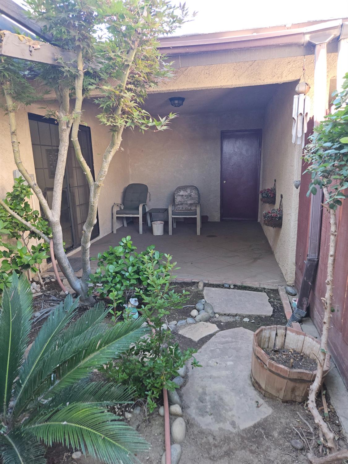 1657 Willow Ave, Clovis, CA 93612