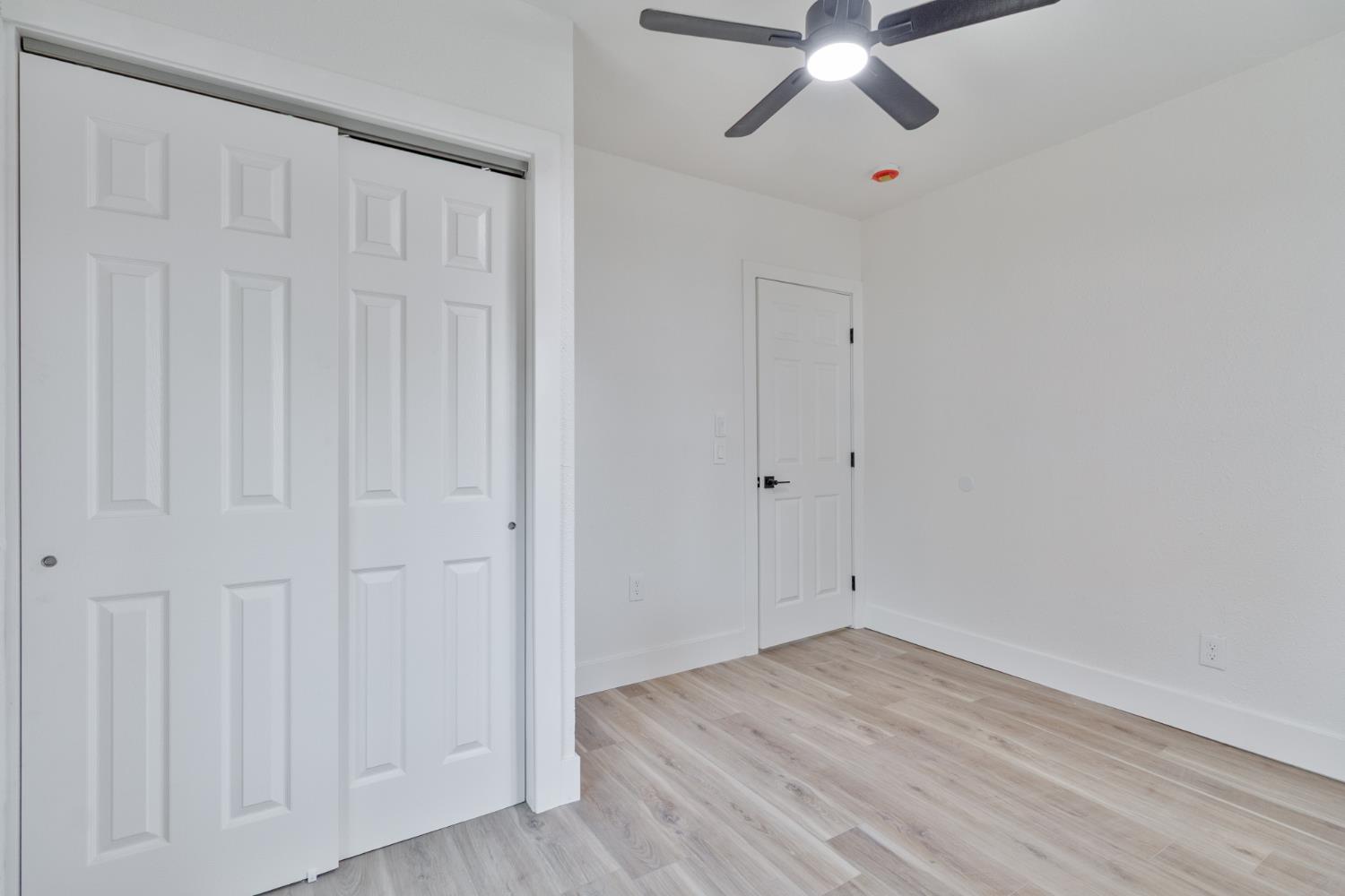 706 S Encina St, Visalia, CA 93277