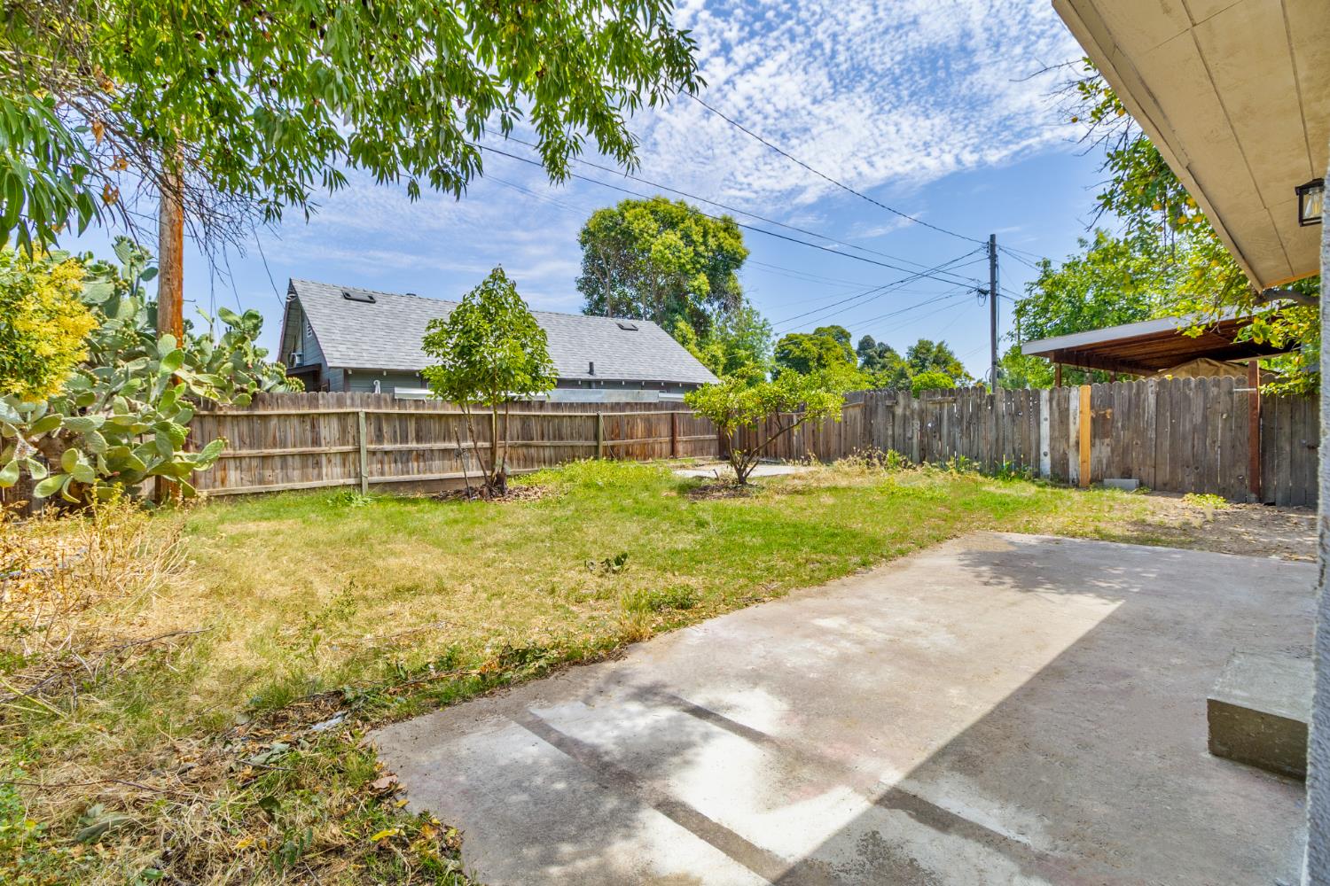 706 S Encina St, Visalia, CA 93277