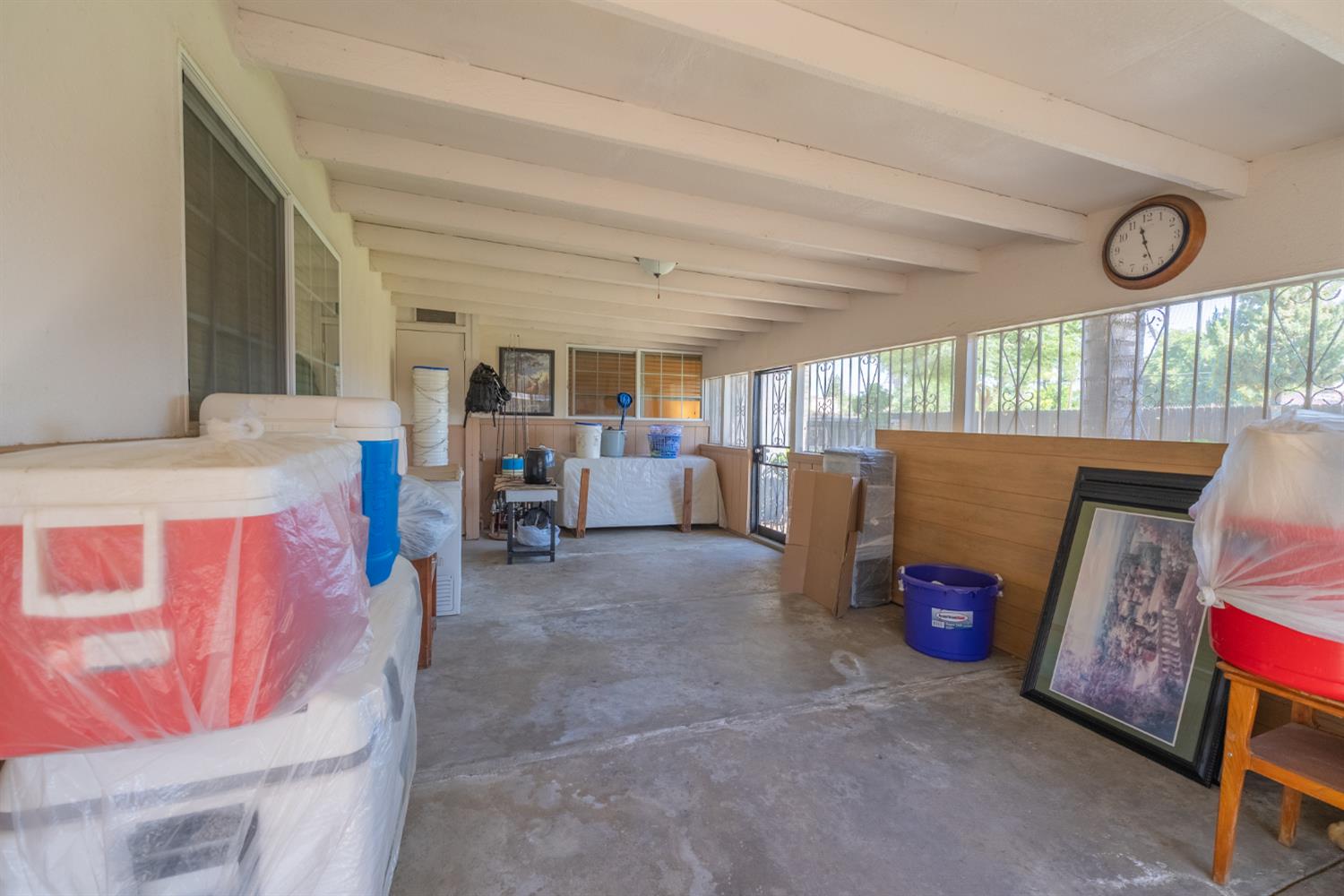 5719 E Bernadine Dr, Fresno, CA 93727