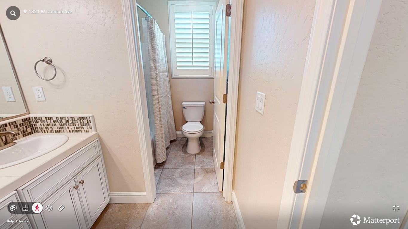 1821 W Corvina, Visalia, CA 93291