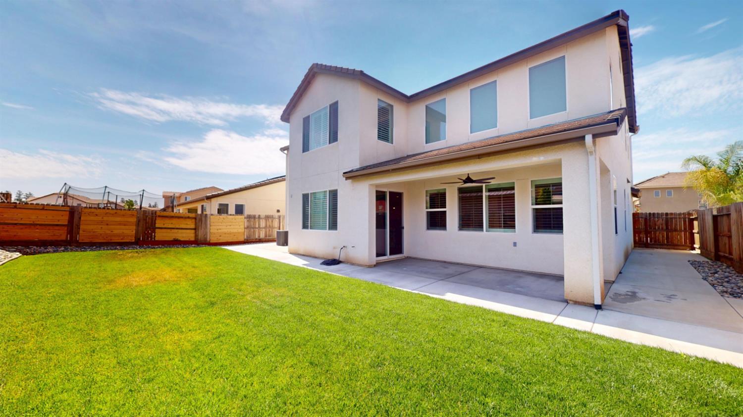 1821 W Corvina, Visalia, CA 93291