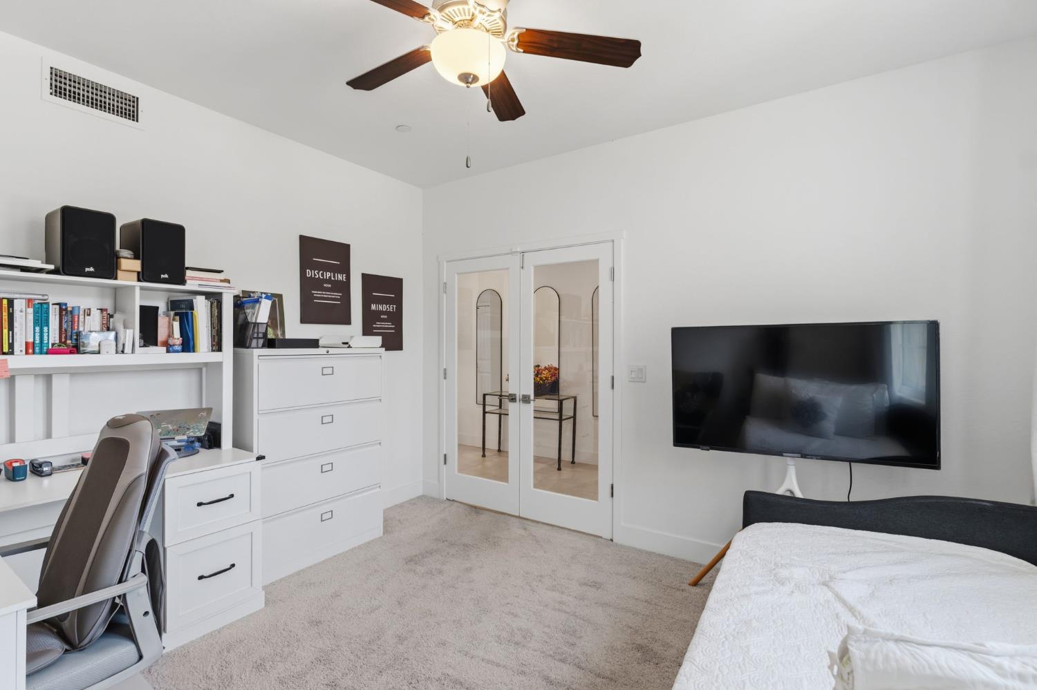 6326 W Richert Ave, Fresno, CA 93723