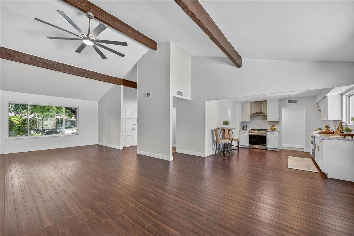 1866 W Santa Ana Ave #101, Fresno, CA 93705