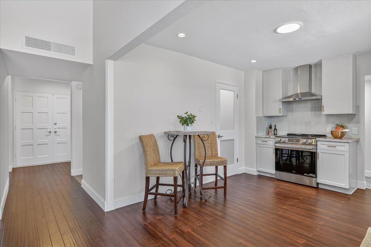 1866 W Santa Ana Ave #101, Fresno, CA 93705