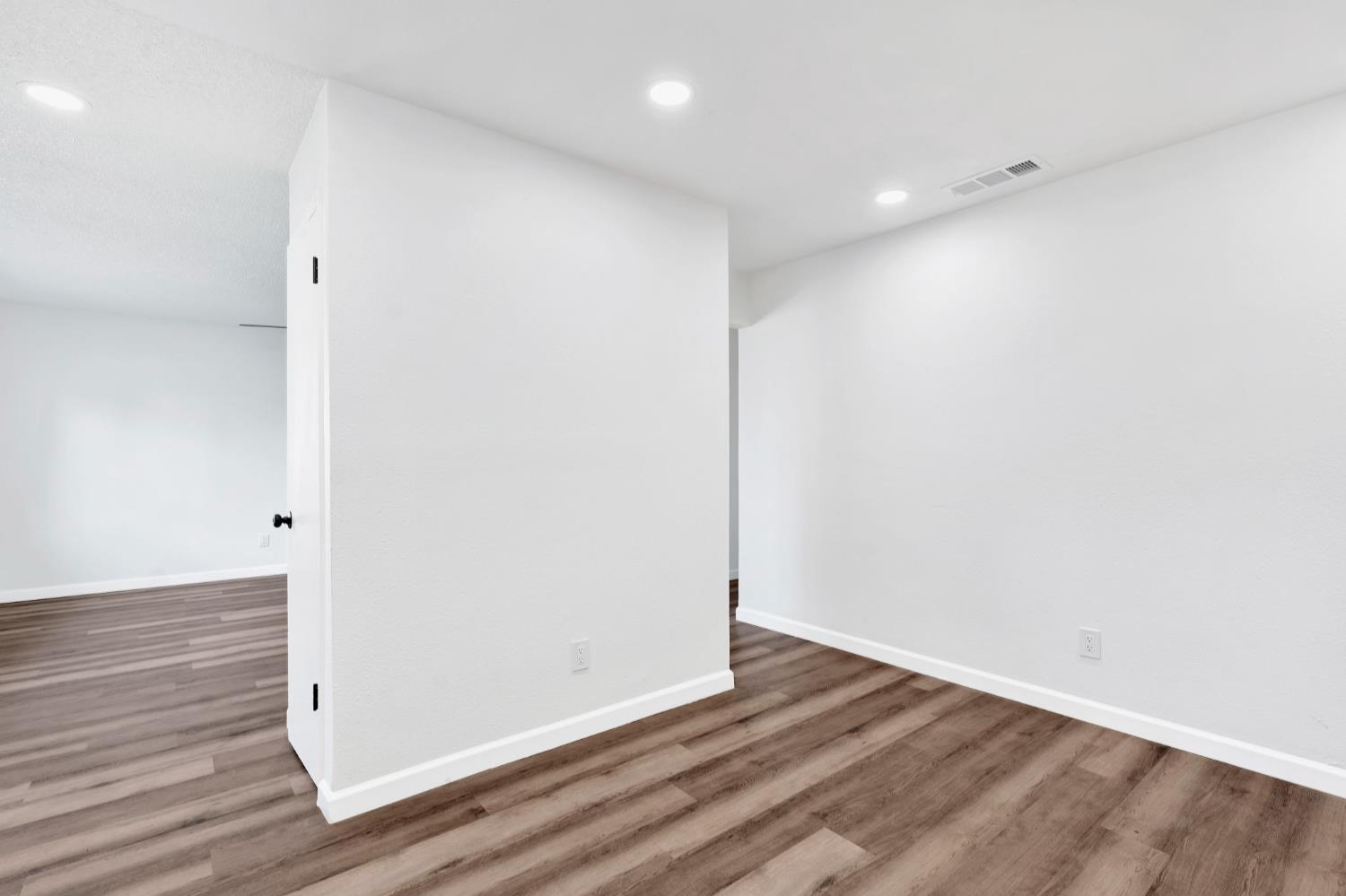 3126 W Alamos Ave, Fresno, CA 93722