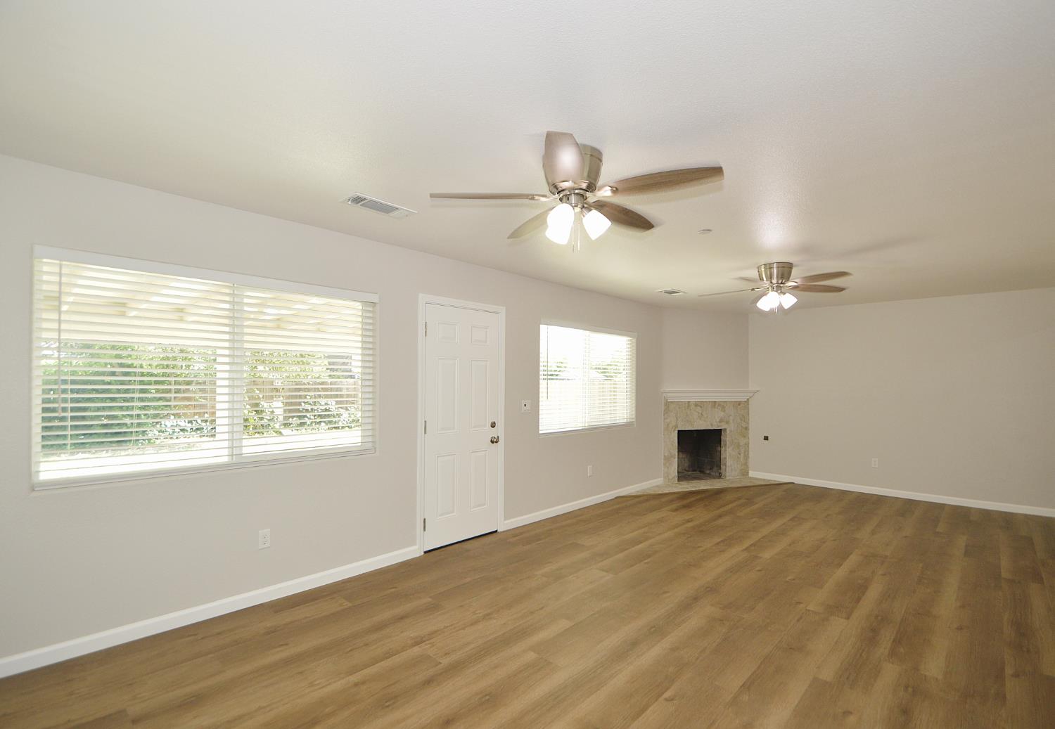 3422 E Michigan Ave, Fresno, CA 93703