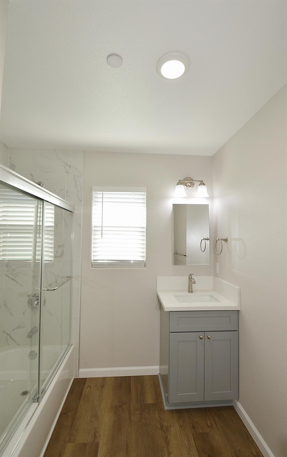 3422 E Michigan Ave, Fresno, CA 93703