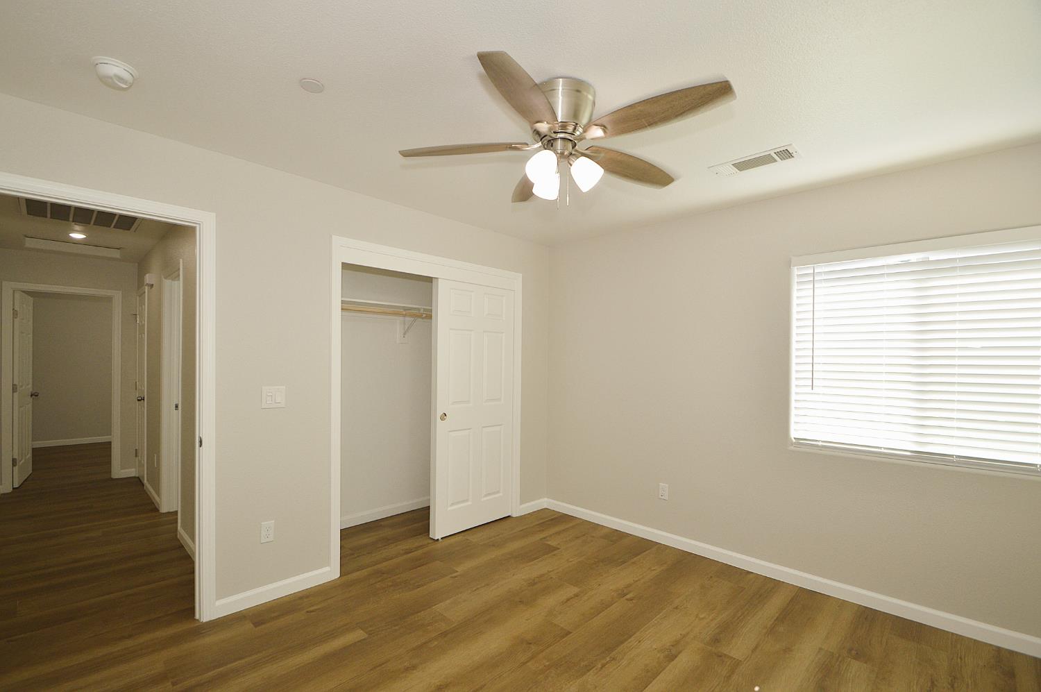 3422 E Michigan Ave, Fresno, CA 93703