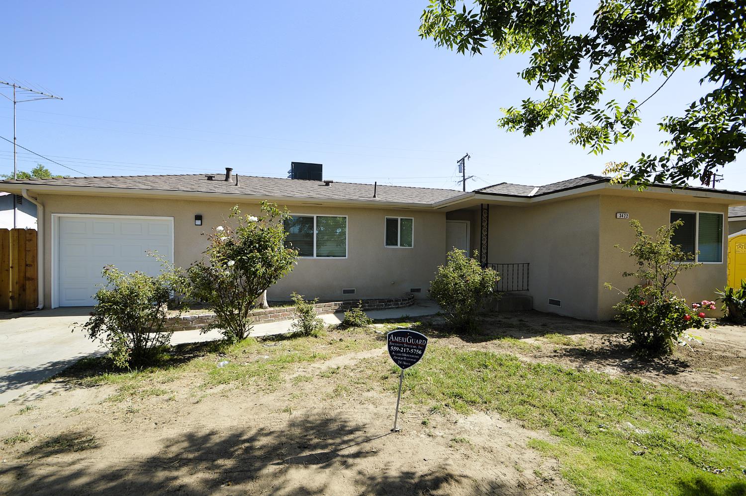 3422 E Michigan Ave, Fresno, CA 93703