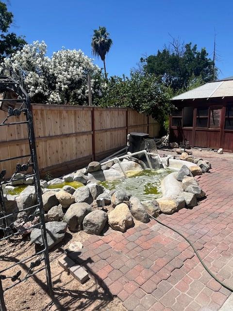 2208 S Garden Ave, Fresno, CA 93725