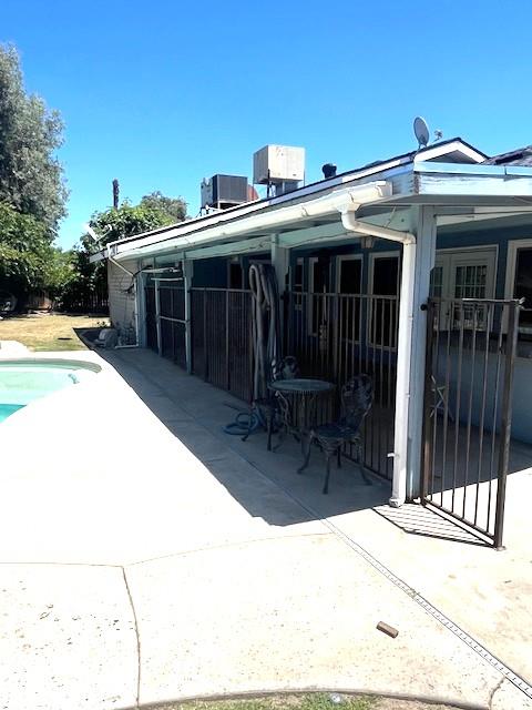 2208 S Garden Ave, Fresno, CA 93725
