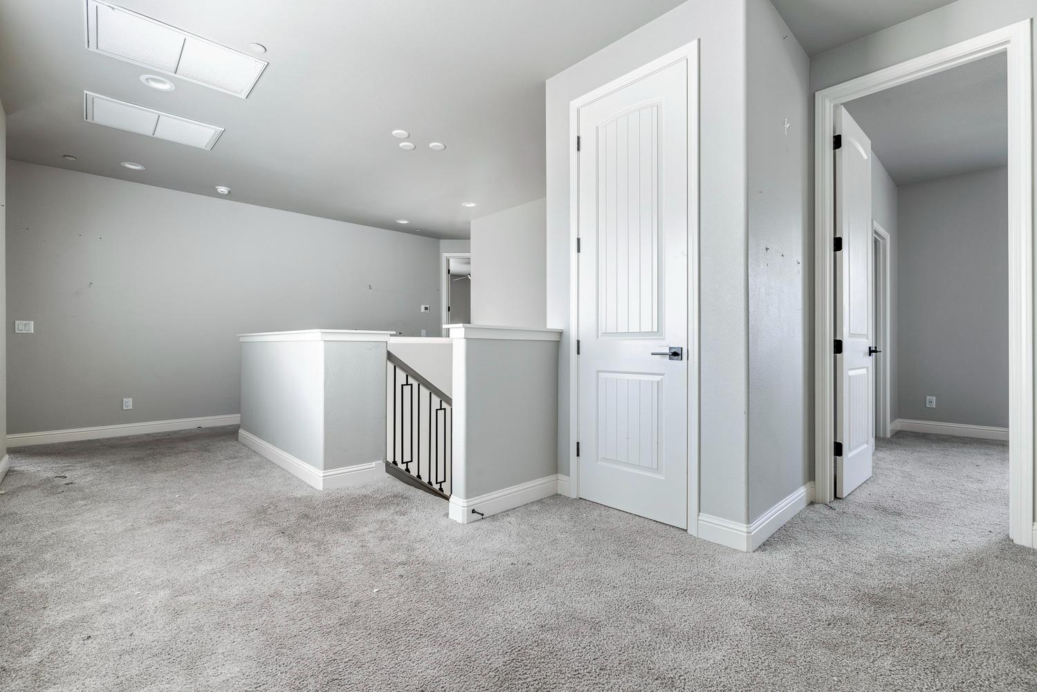6215 E Flint Way, Fresno, CA 93727