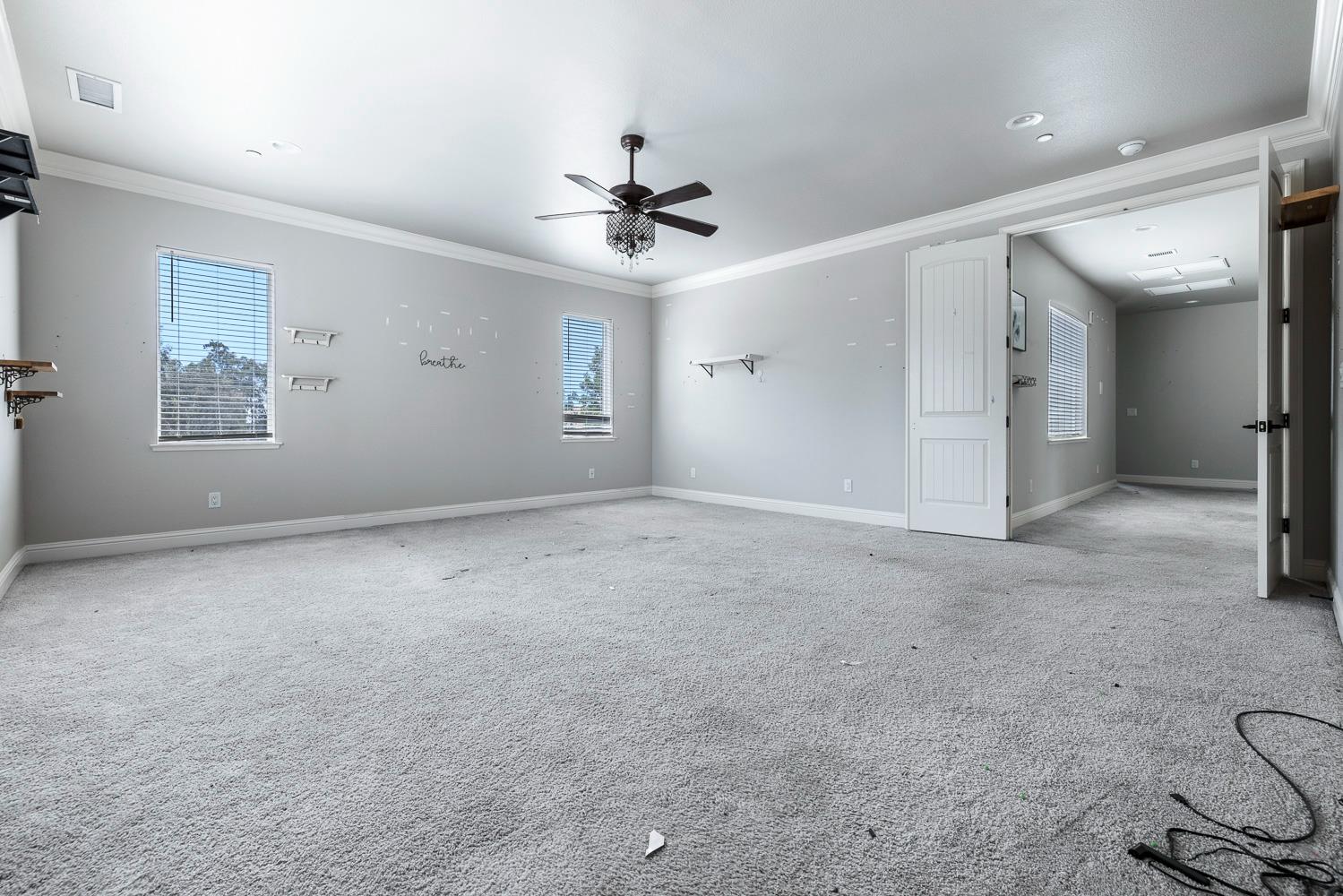 6215 E Flint Way, Fresno, CA 93727