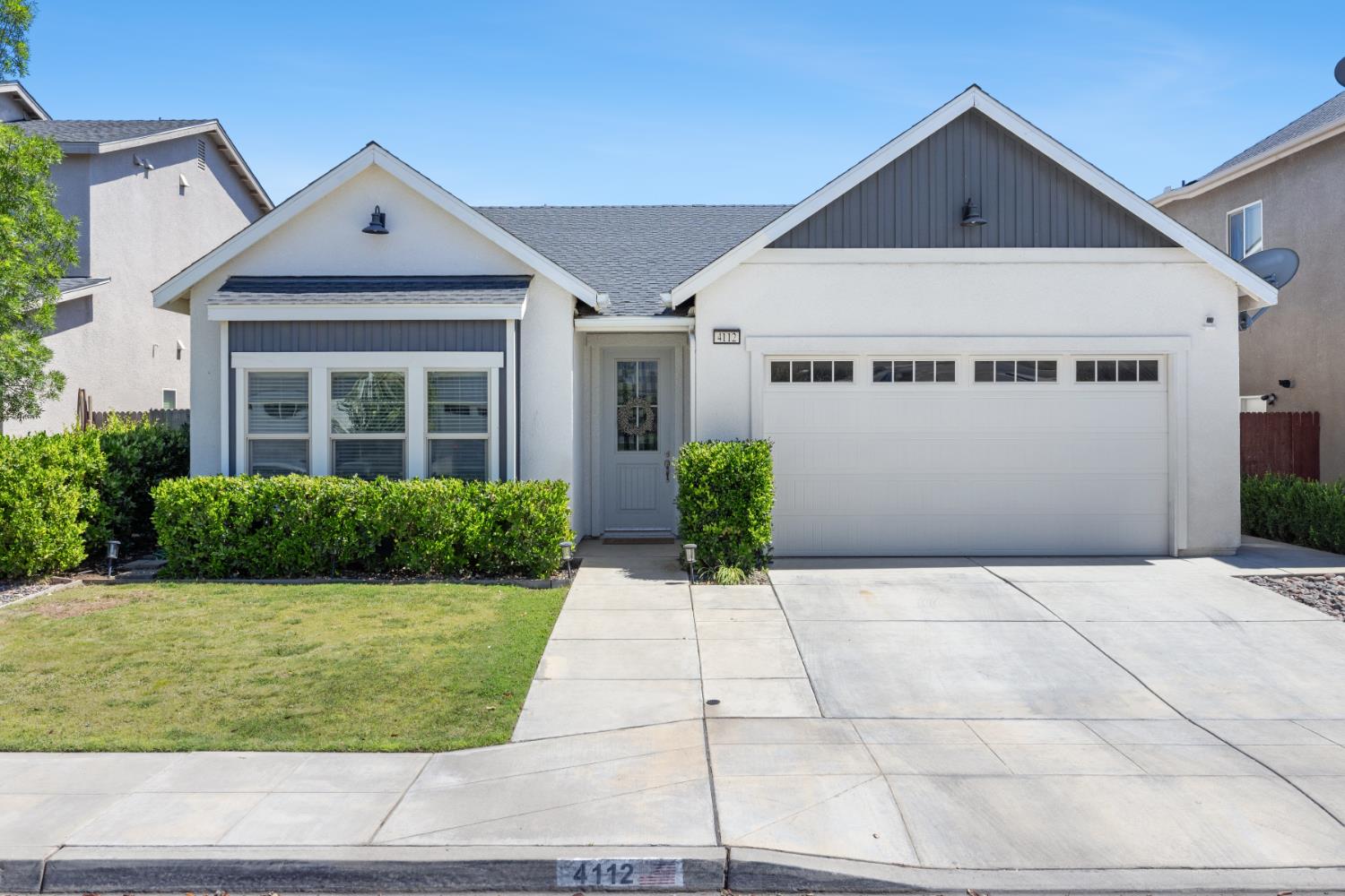 4112 Alamos Ave, Clovis, CA 93619