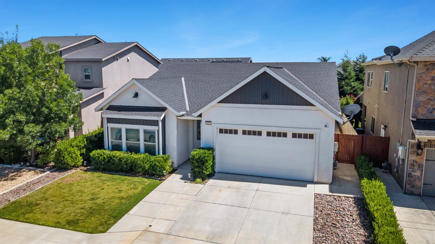 4112 Alamos Ave, Clovis, CA 93619