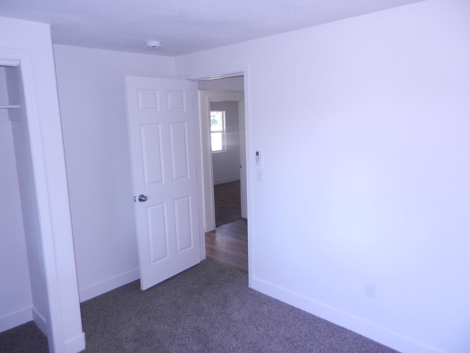 2413 S Sierra Vista Ave, Fresno, CA 93725