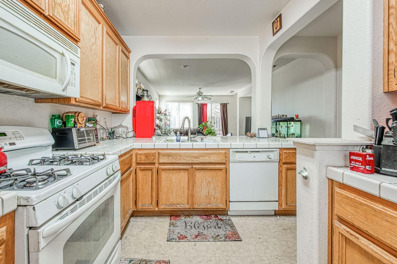 4605 W Javier Way, Fresno, CA 93722
