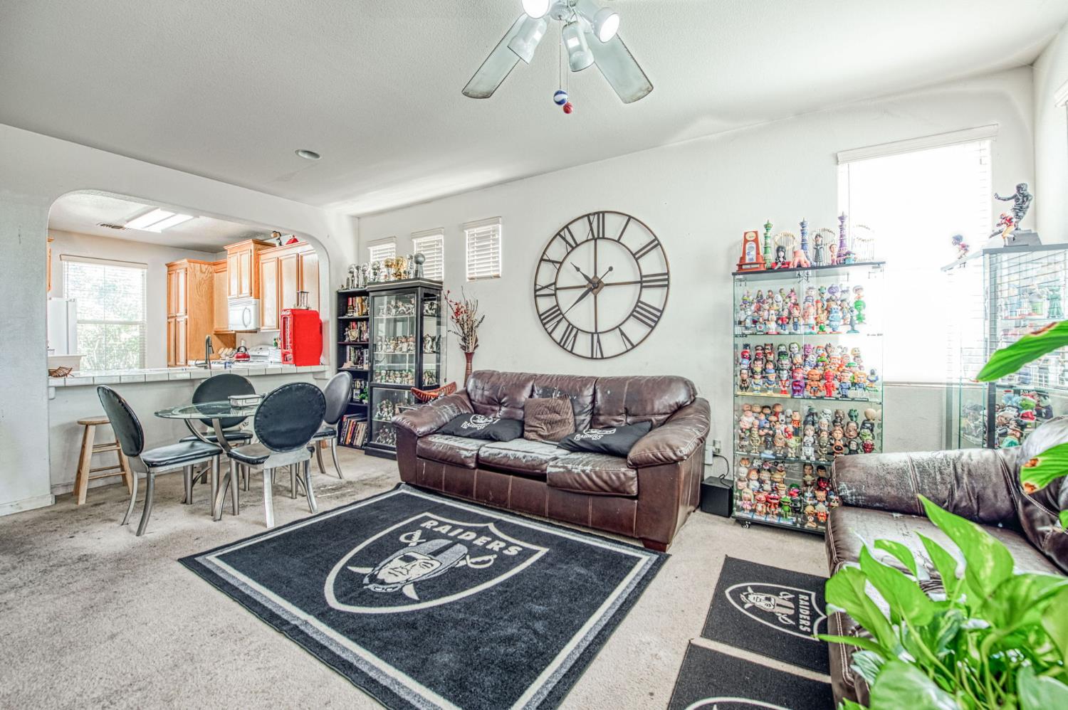 4605 W Javier Way, Fresno, CA 93722