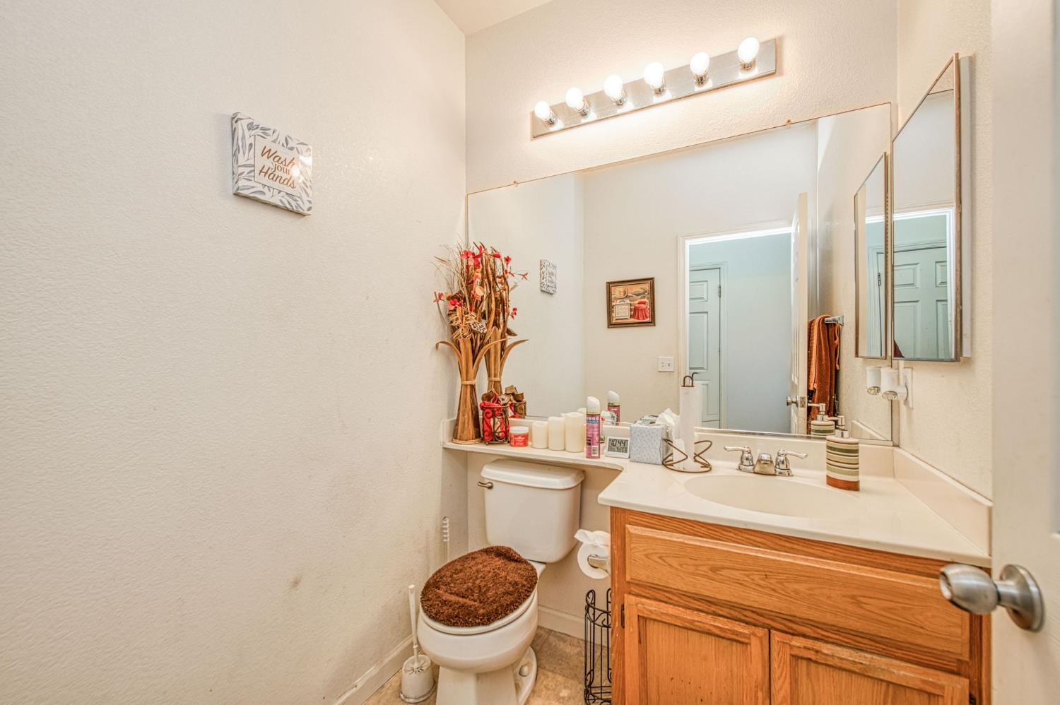 4605 W Javier Way, Fresno, CA 93722