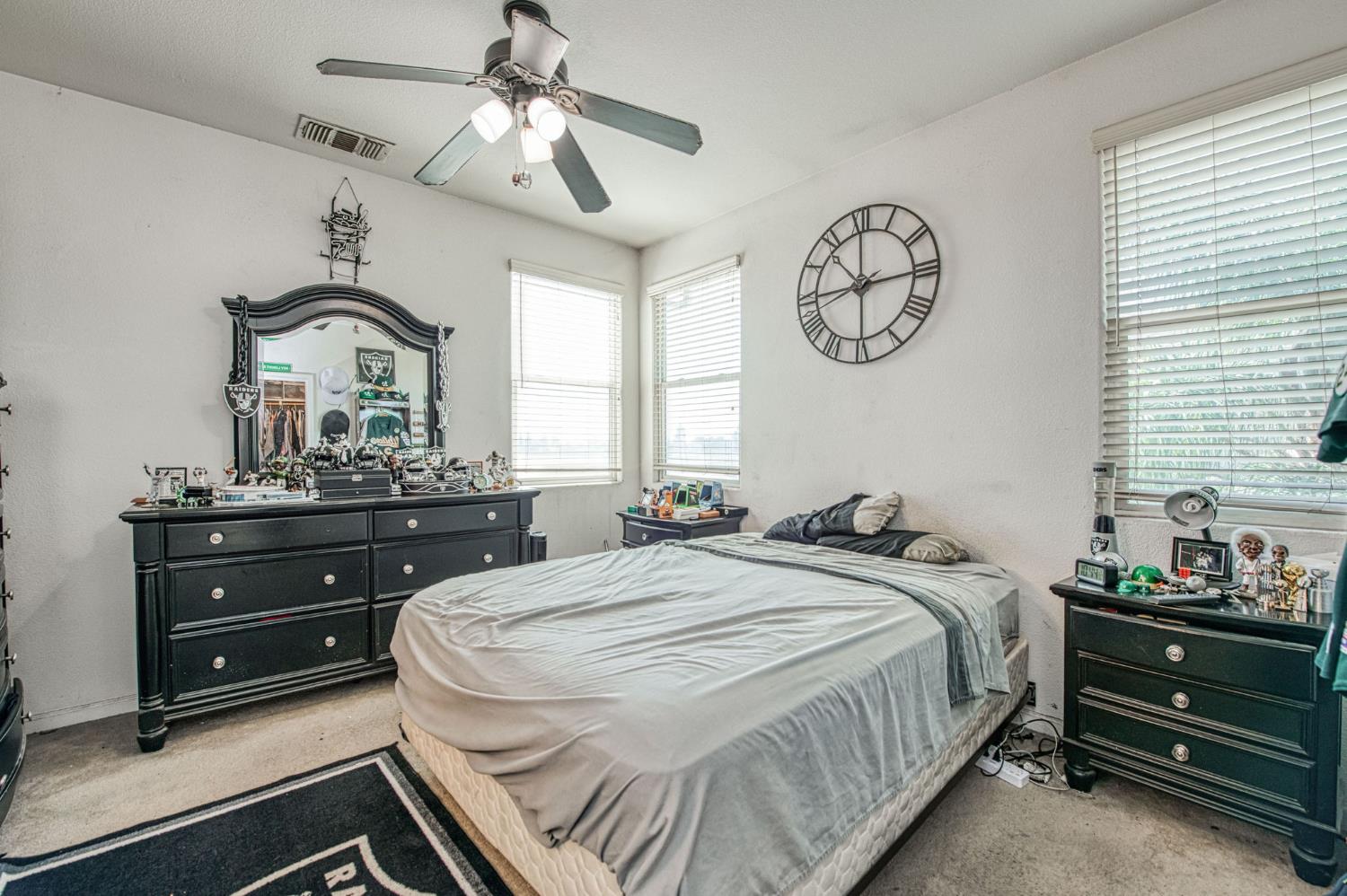 4605 W Javier Way, Fresno, CA 93722