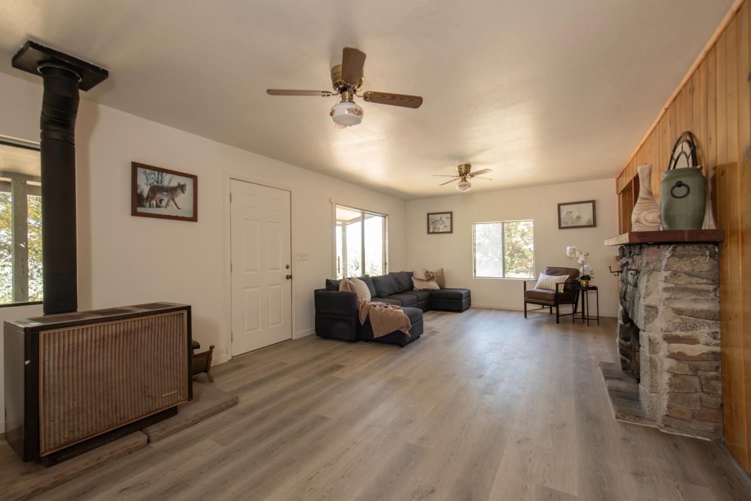 41021 Auberry Rd, Auberry, CA 93602