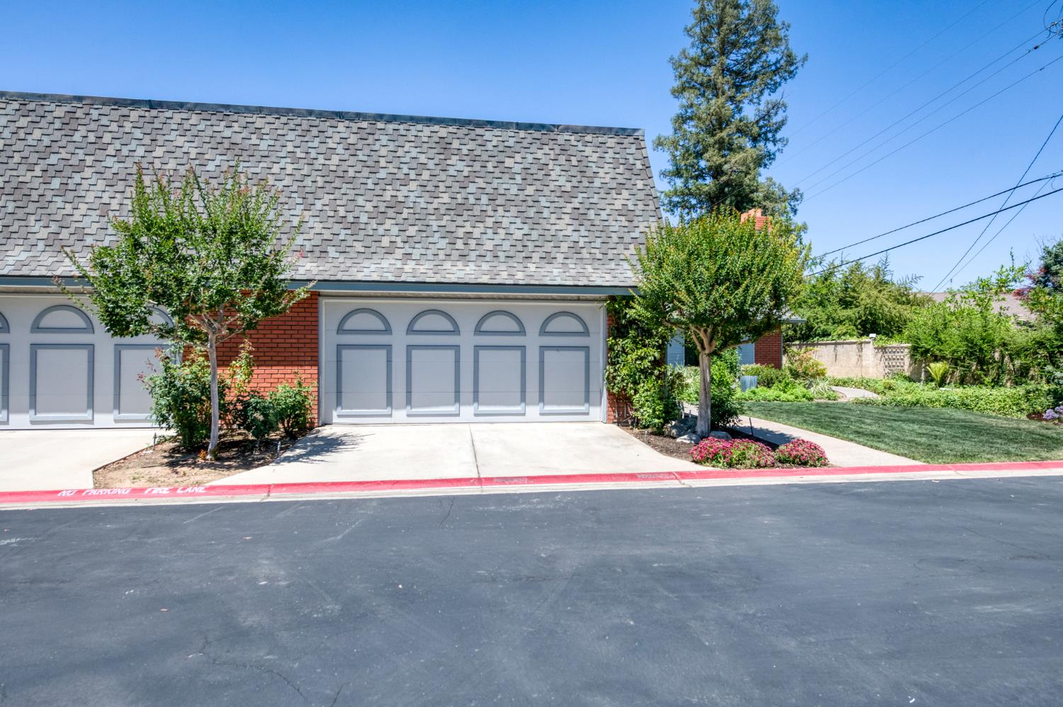 2802 W Downing Ct, Fresno, CA 93711
