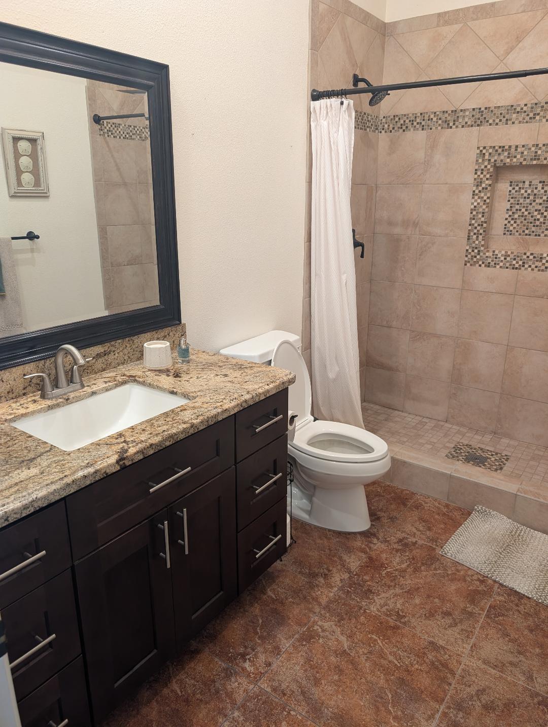 5029 W Fir Ave, Fresno, CA 93722