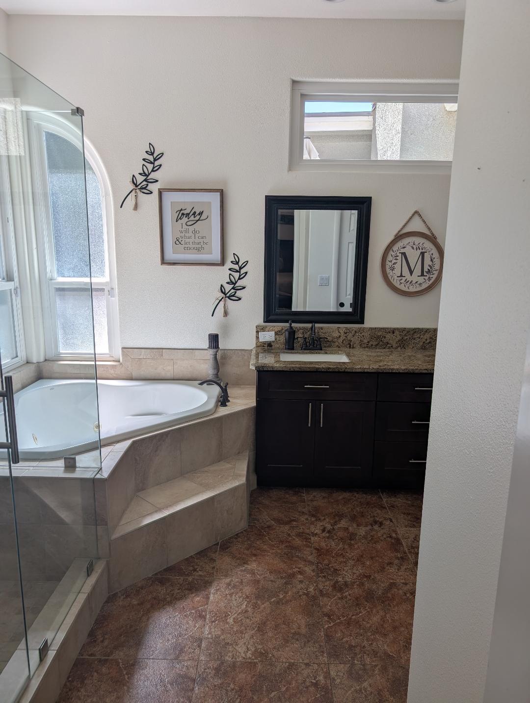 5029 W Fir Ave, Fresno, CA 93722
