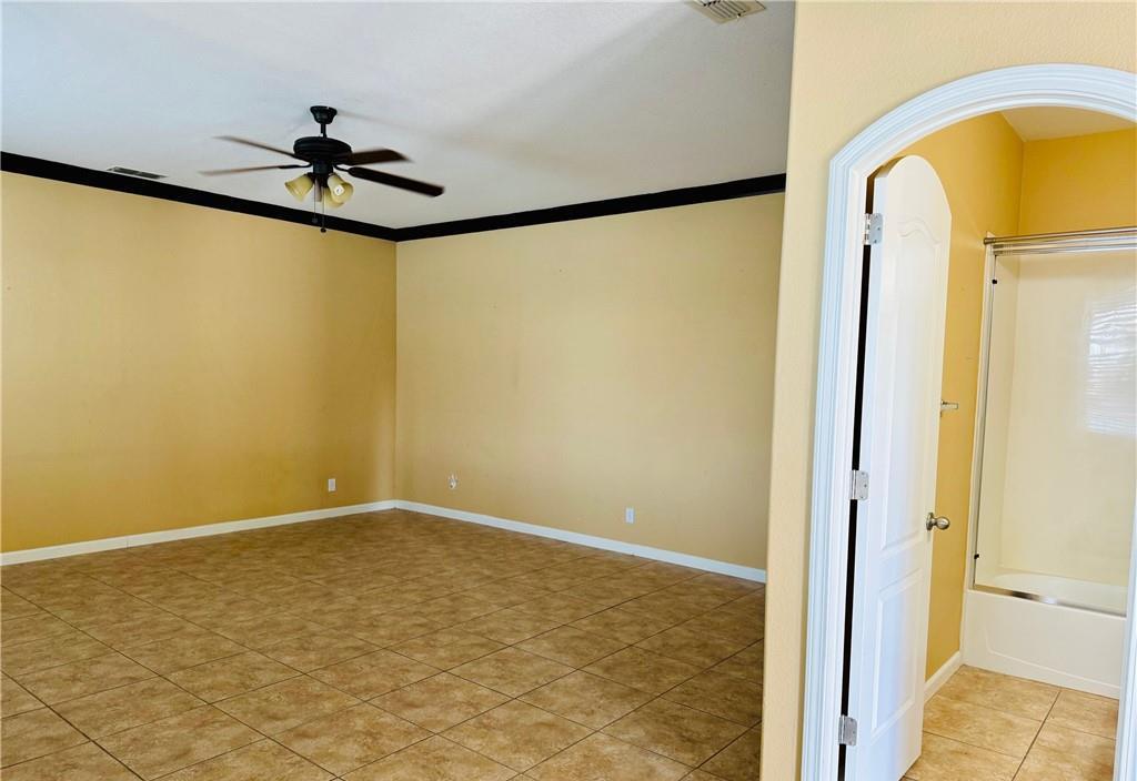 15185 Torrey Pines Cir, Chowchilla, CA 93610