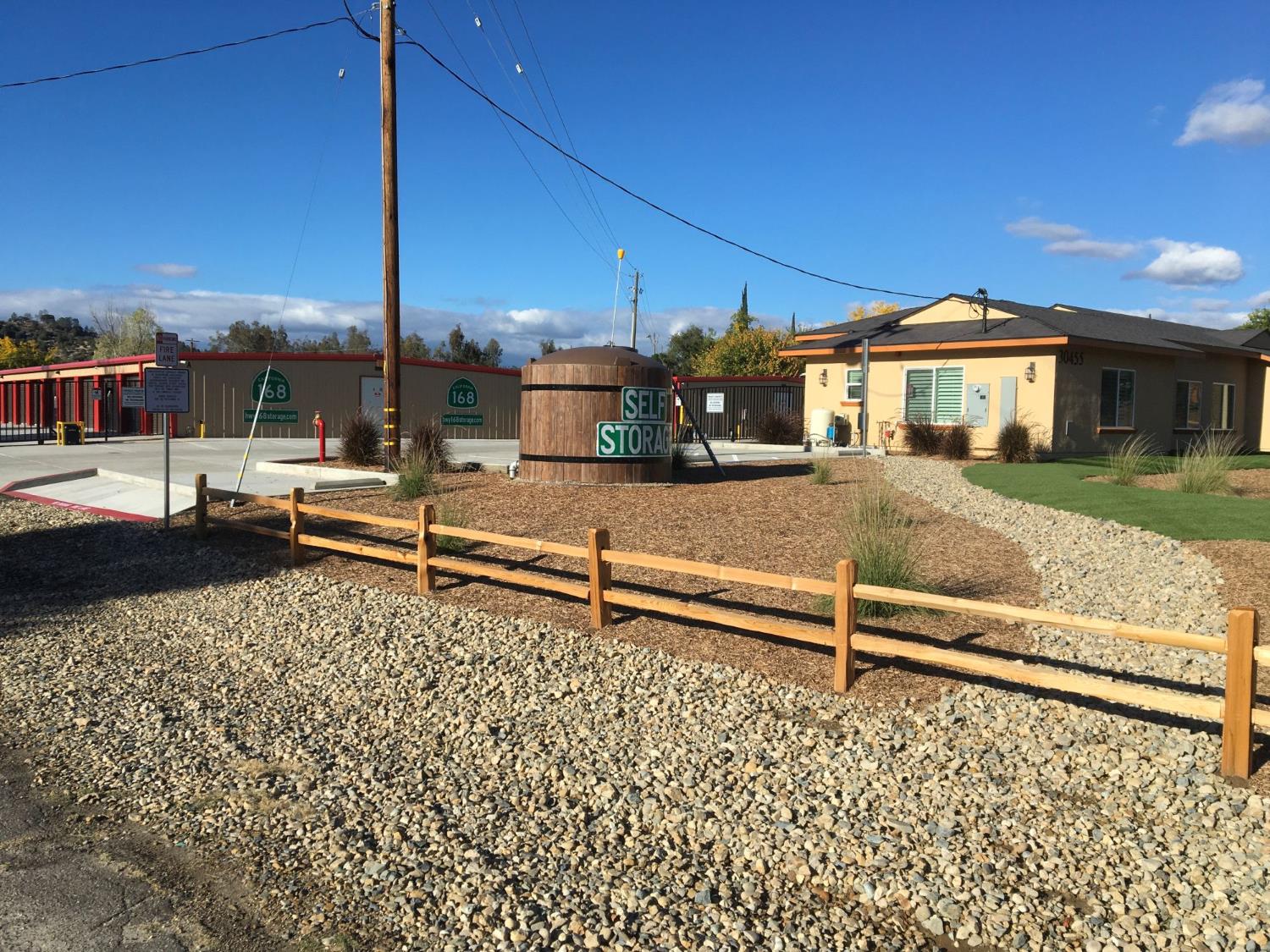 30455 Auberry Rd, Prather, CA 93651