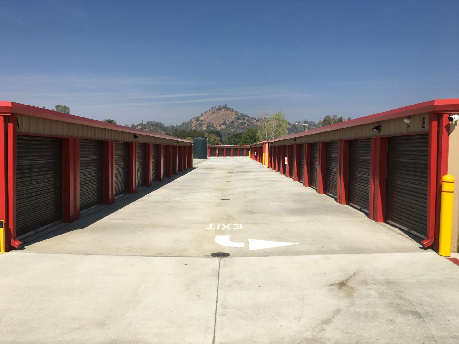 30455 Auberry Rd, Prather, CA 93651