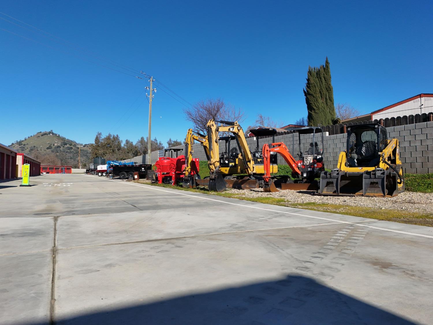 30455 Auberry Rd, Prather, CA 93651