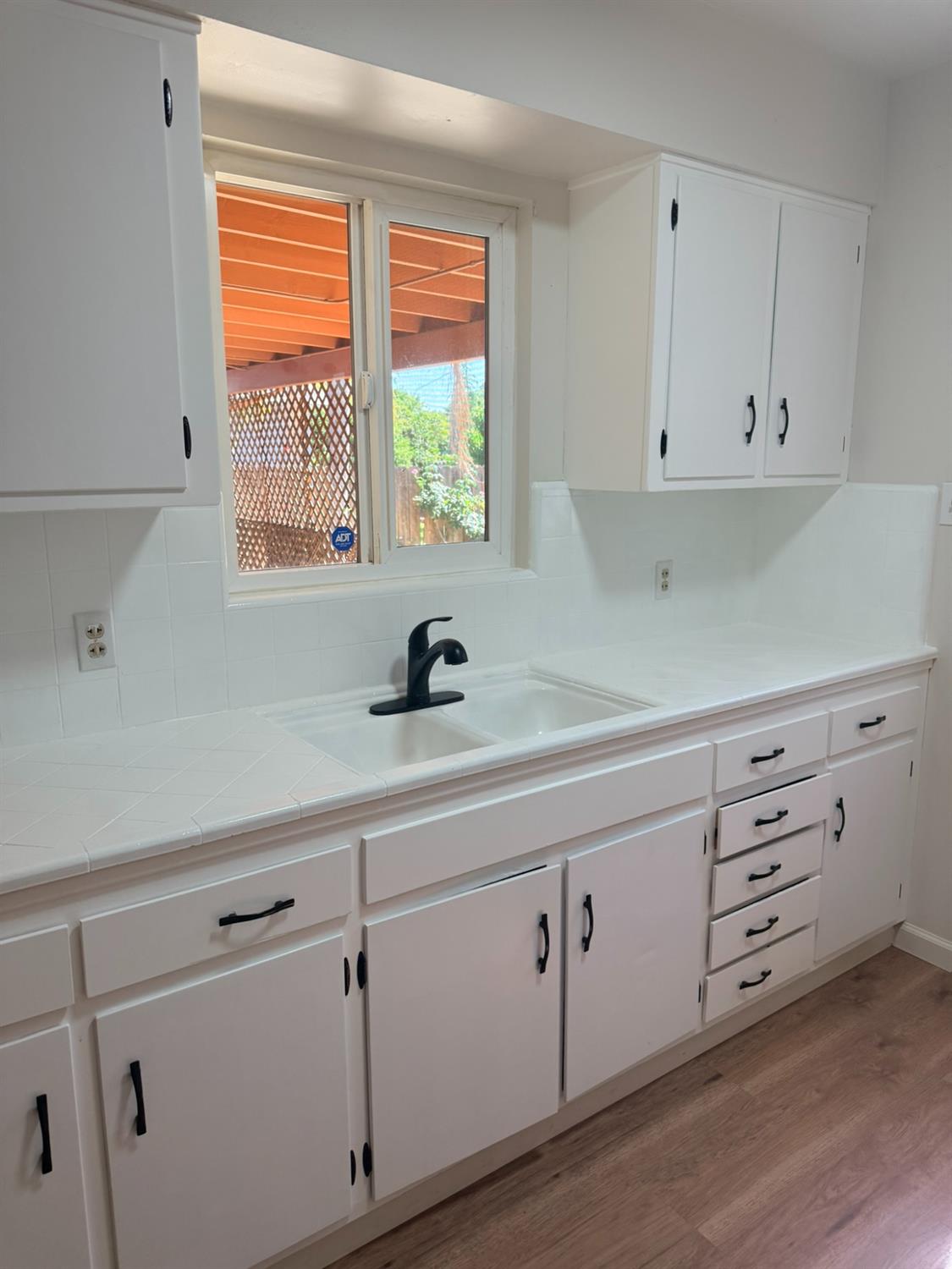 1604 S Sierra Vista Ave, Fresno, CA 93702