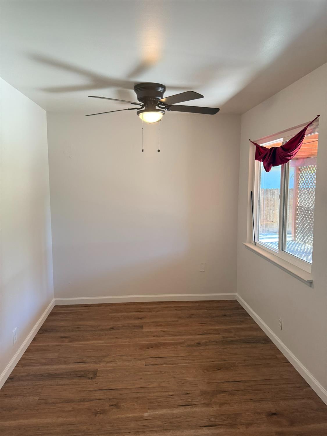 1604 S Sierra Vista Ave, Fresno, CA 93702