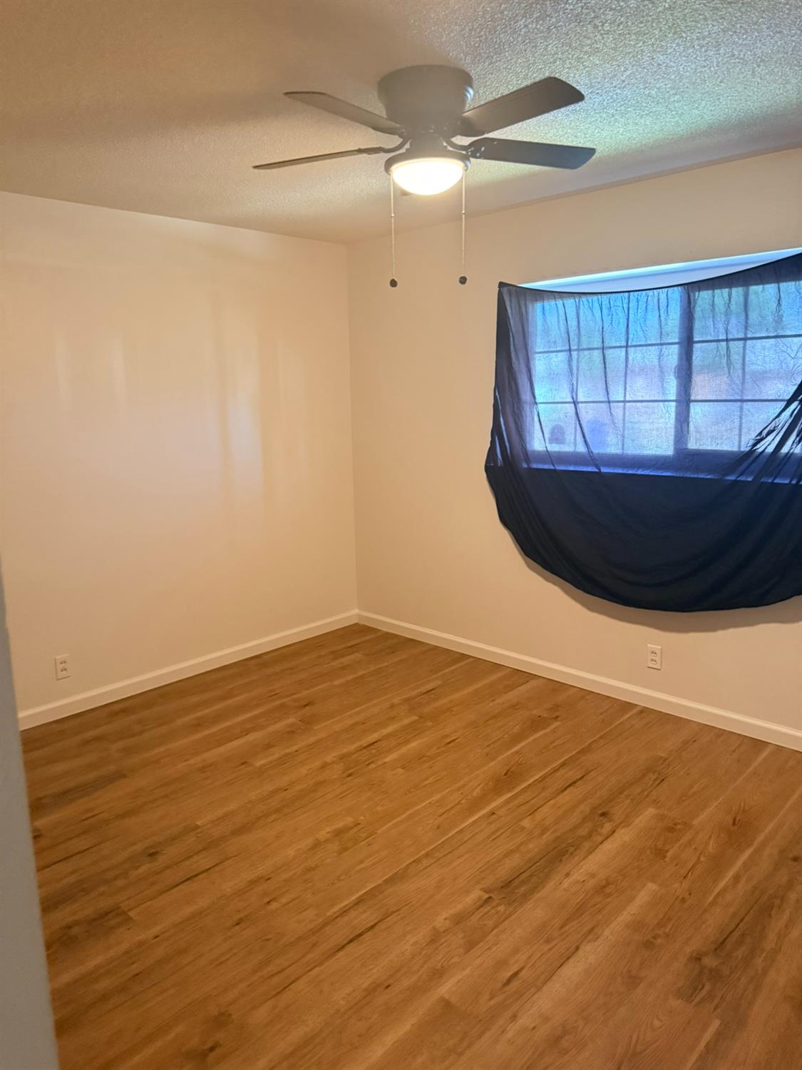 1604 S Sierra Vista Ave, Fresno, CA 93702