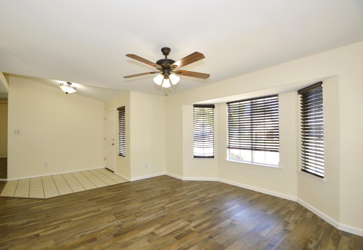 1879 E El Paso Ave, Fresno, CA 93720