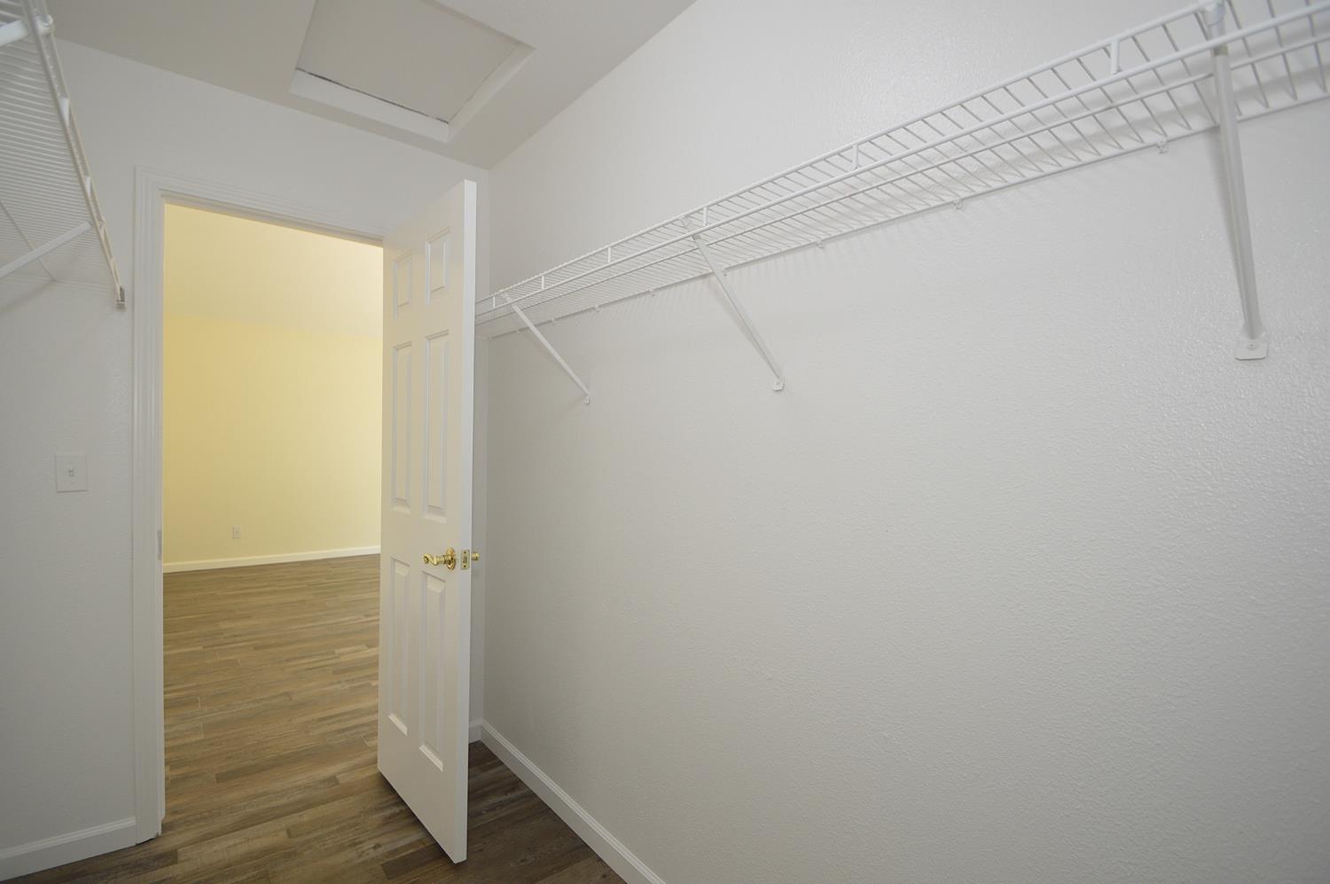 1879 E El Paso Ave, Fresno, CA 93720
